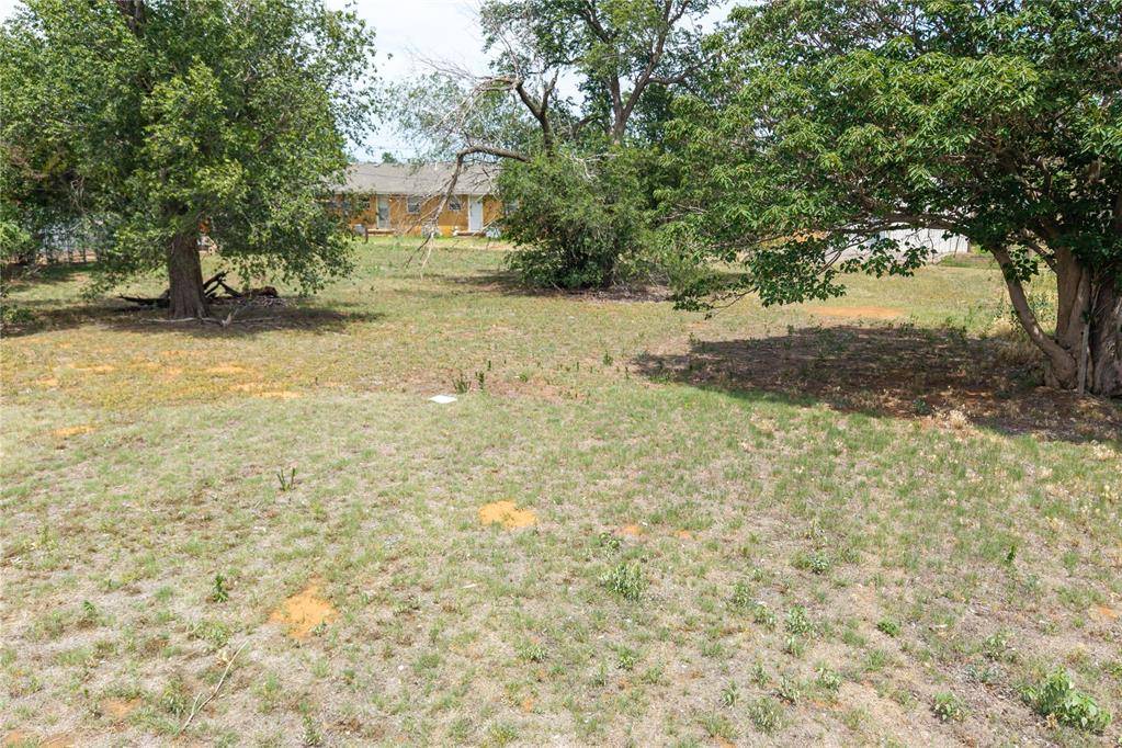 416 N Illinois ST, Weatherford, OK 73096
