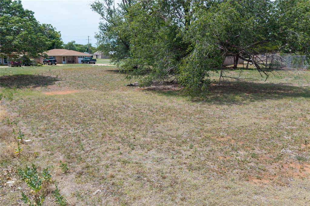 416 N Illinois ST, Weatherford, OK 73096