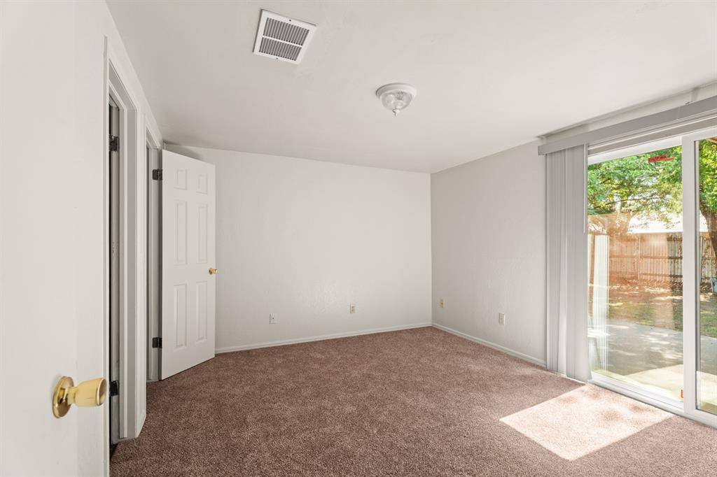 8607 S Drexel PL, Oklahoma City, OK 73159