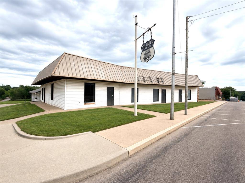 1204 Manvel AVE, Chandler, OK 74834