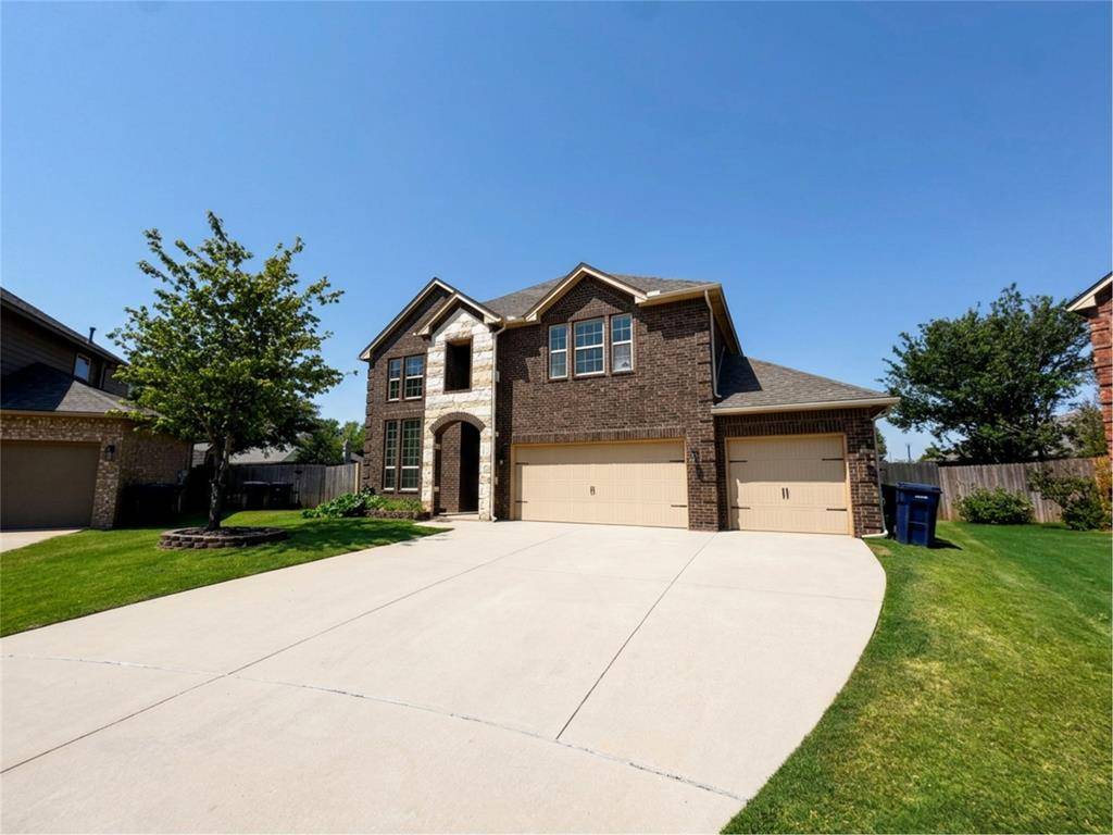 11016 SW 39th CT, Mustang, OK 73064
