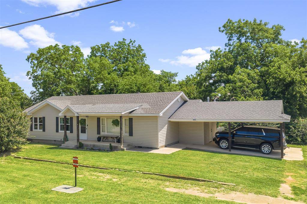 1126 W 12th ST, Sulphur, OK 73086