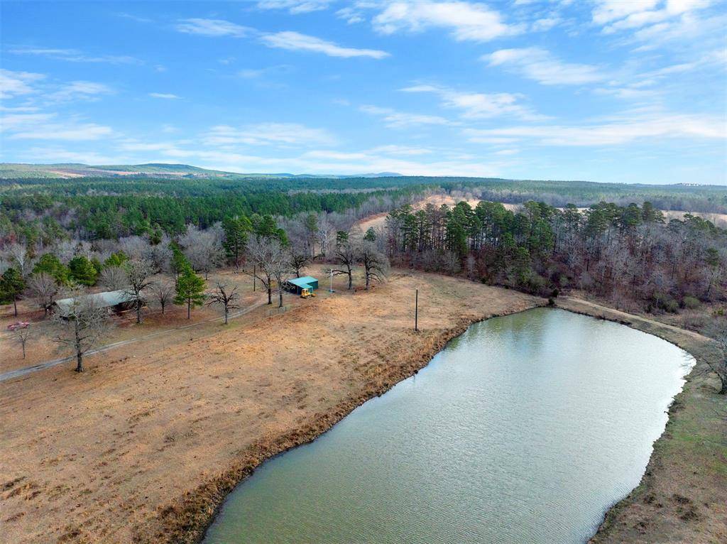 448 Wyr 56600 RD, Broken Bow, OK 74728