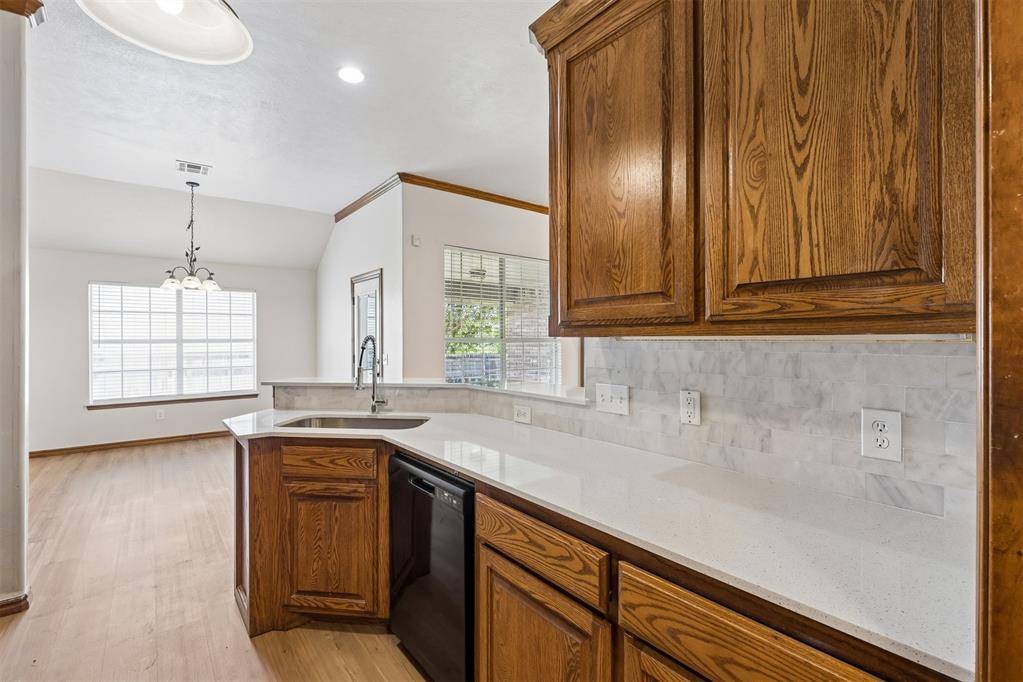2613 Jefferson DR, Moore, OK 73160