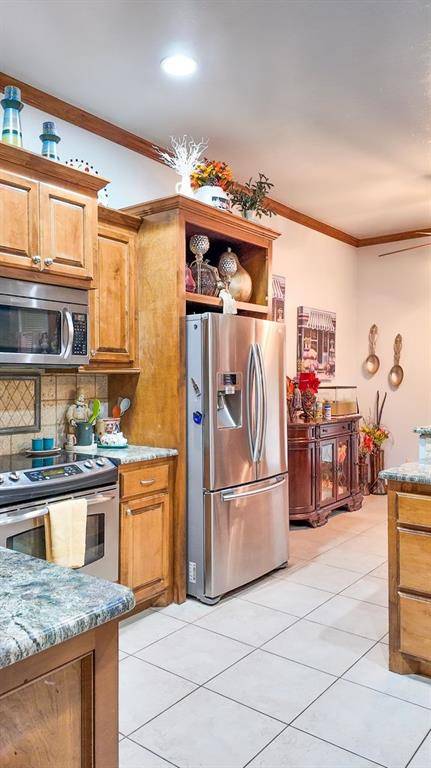 9109 NW 81st ST, Yukon, OK 73099
