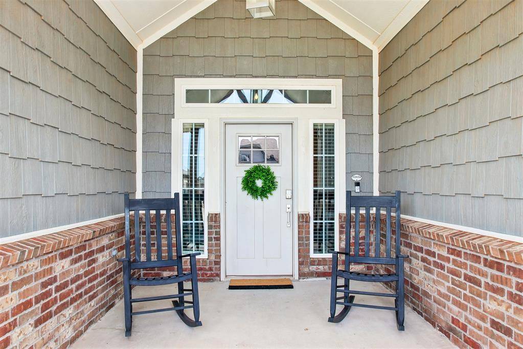 11225 SW 30th ST, Yukon, OK 73099