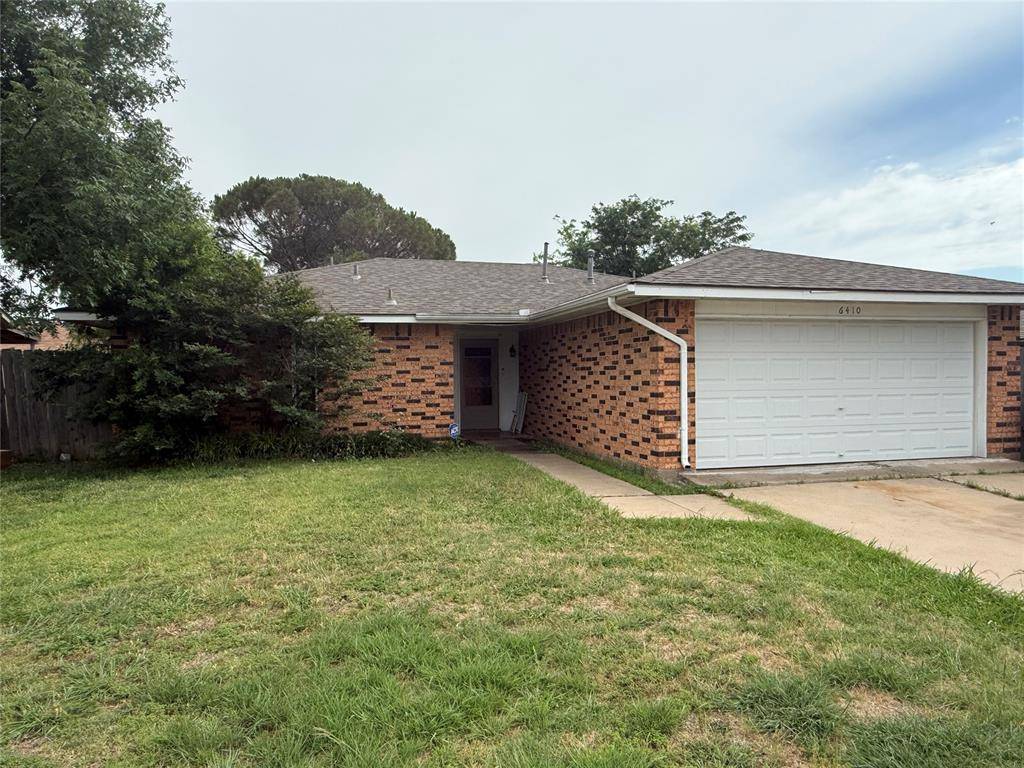 6410 SW Atterbury DR, Lawton, OK 73505