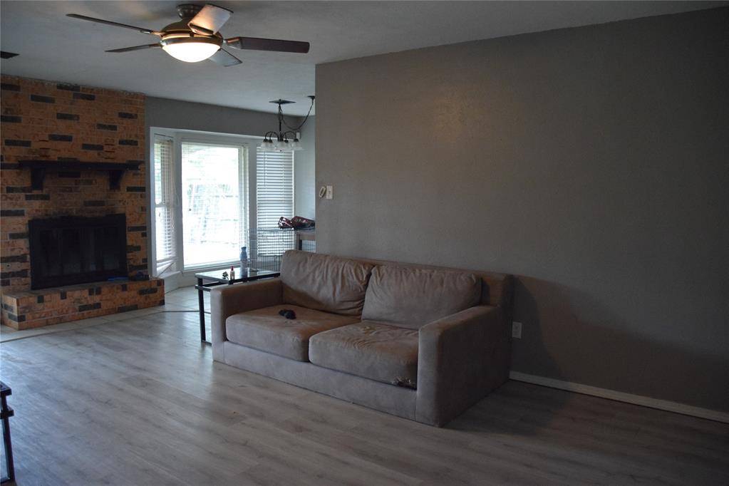 6410 SW Atterbury DR, Lawton, OK 73505