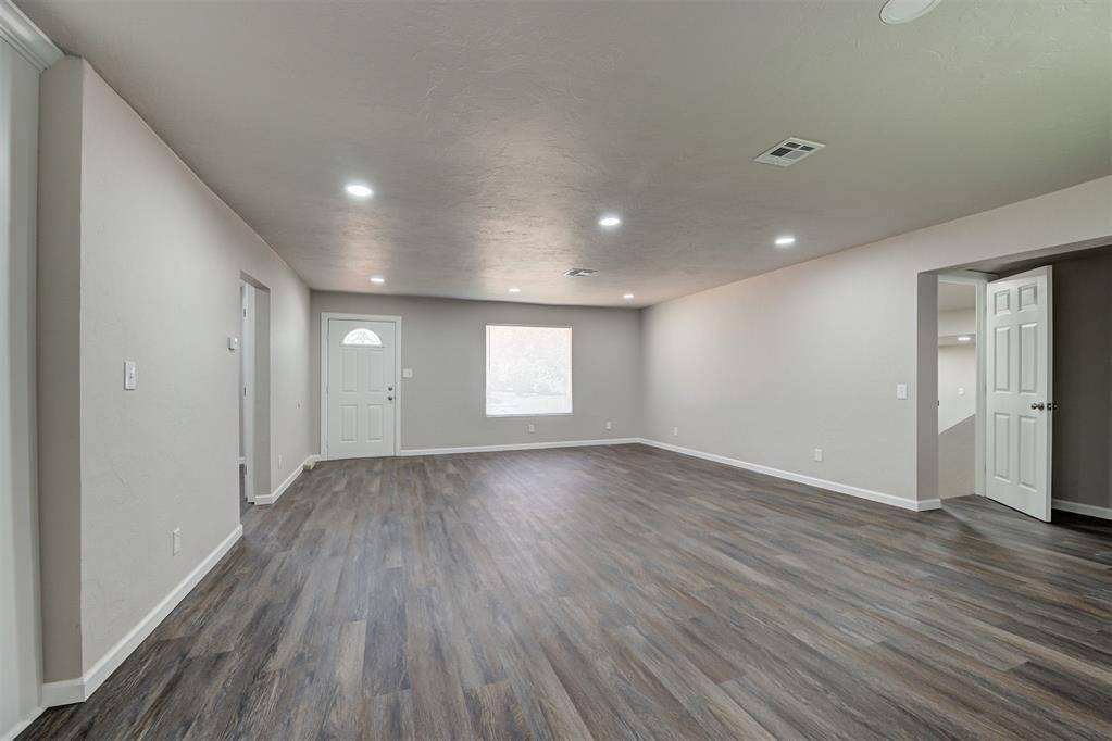 420 E 12th ST, Chandler, OK 74834