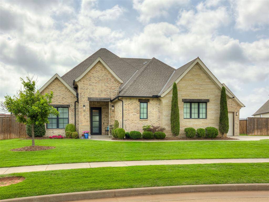 2312 Stone Mill CT, Yukon, OK 73099