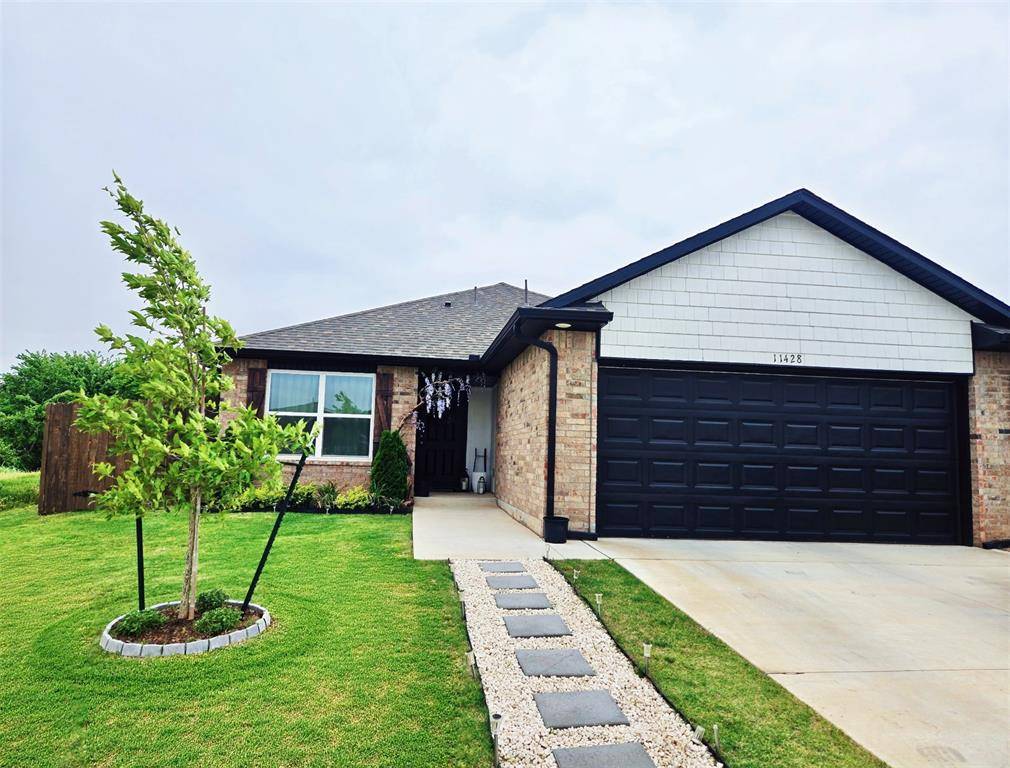 11428 SW 12th ST, Yukon, OK 73099