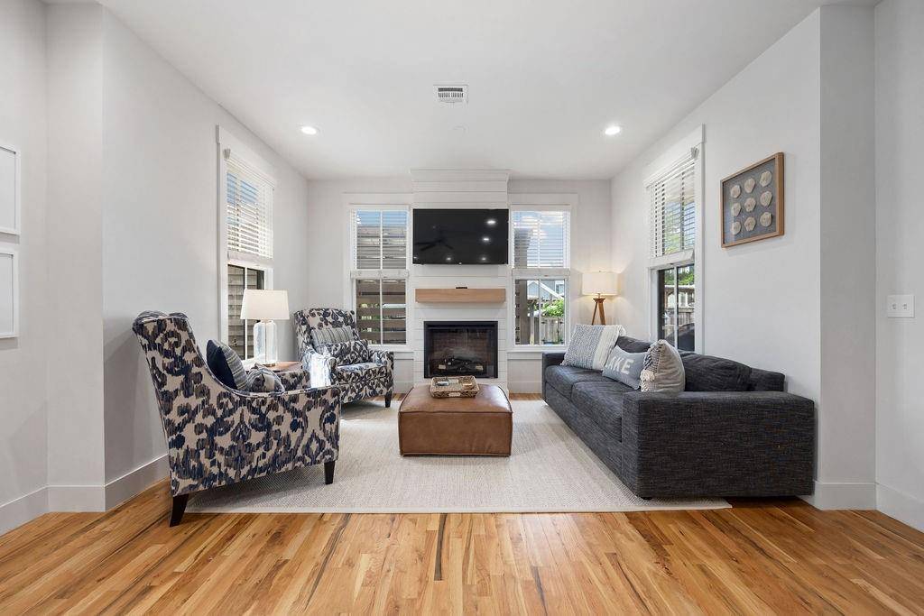 43 Center LN, Carlton Landing, OK 74432