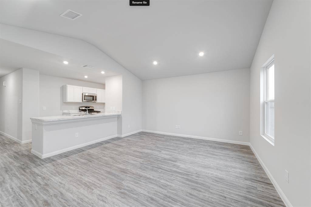 2015 Valley View LN, Weatherford, OK 73096