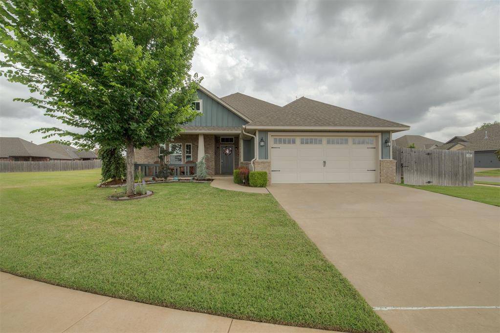 18500 Summer Grove AVE, Edmond, OK 73012