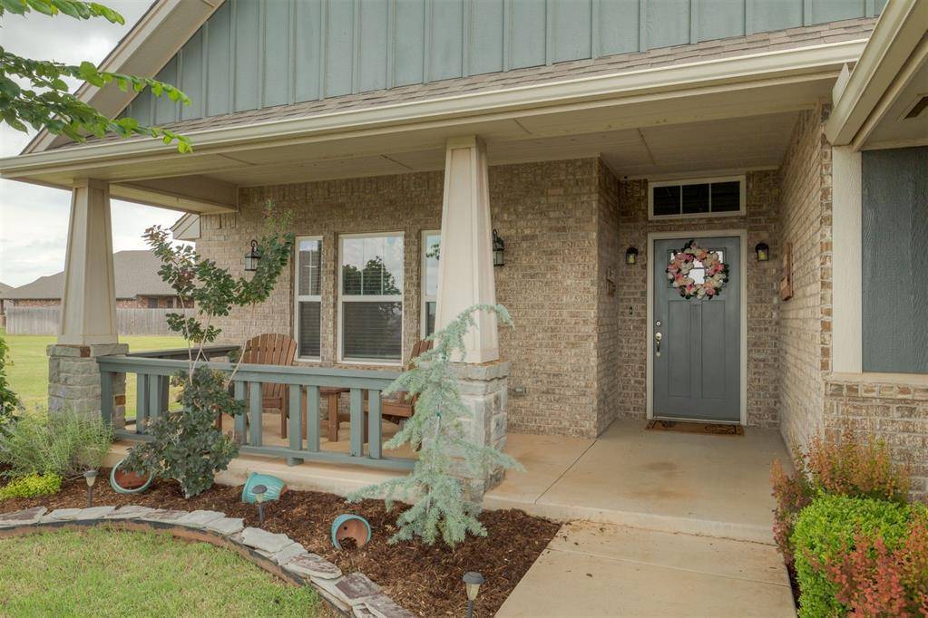 18500 Summer Grove AVE, Edmond, OK 73012