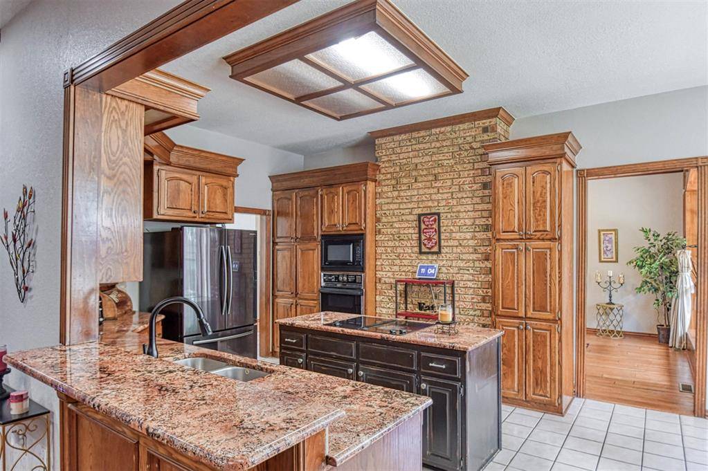 6625 NW 115th ST, Oklahoma City, OK 73162