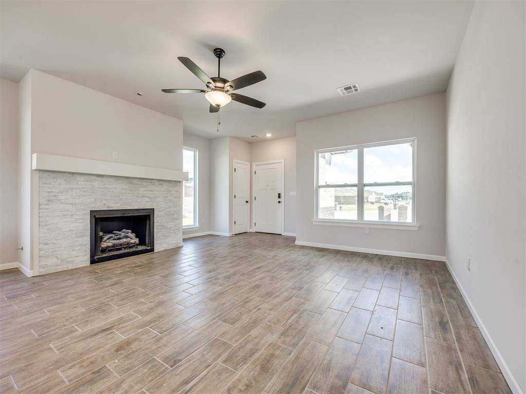 1671 Bloomington CT, Newcastle, OK 73065