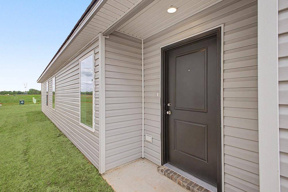 3628 Maggie RD, Mustang, OK 73064