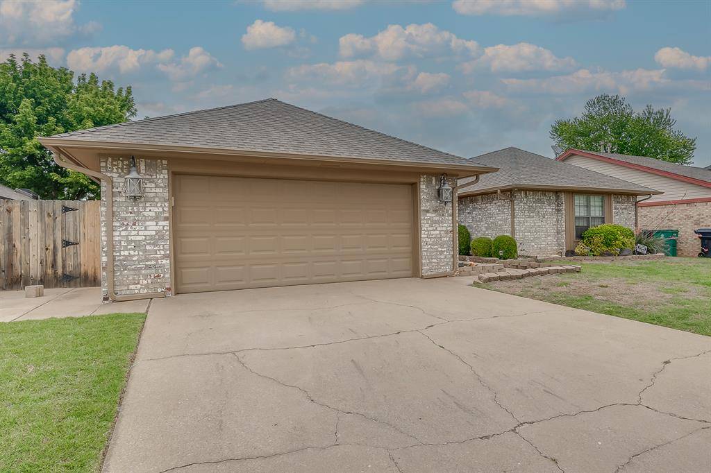 8113 NW 118th ST, Oklahoma City, OK 73162