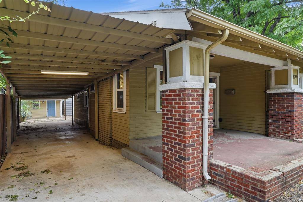 1824 NW 11th ST, Oklahoma City, OK 73106