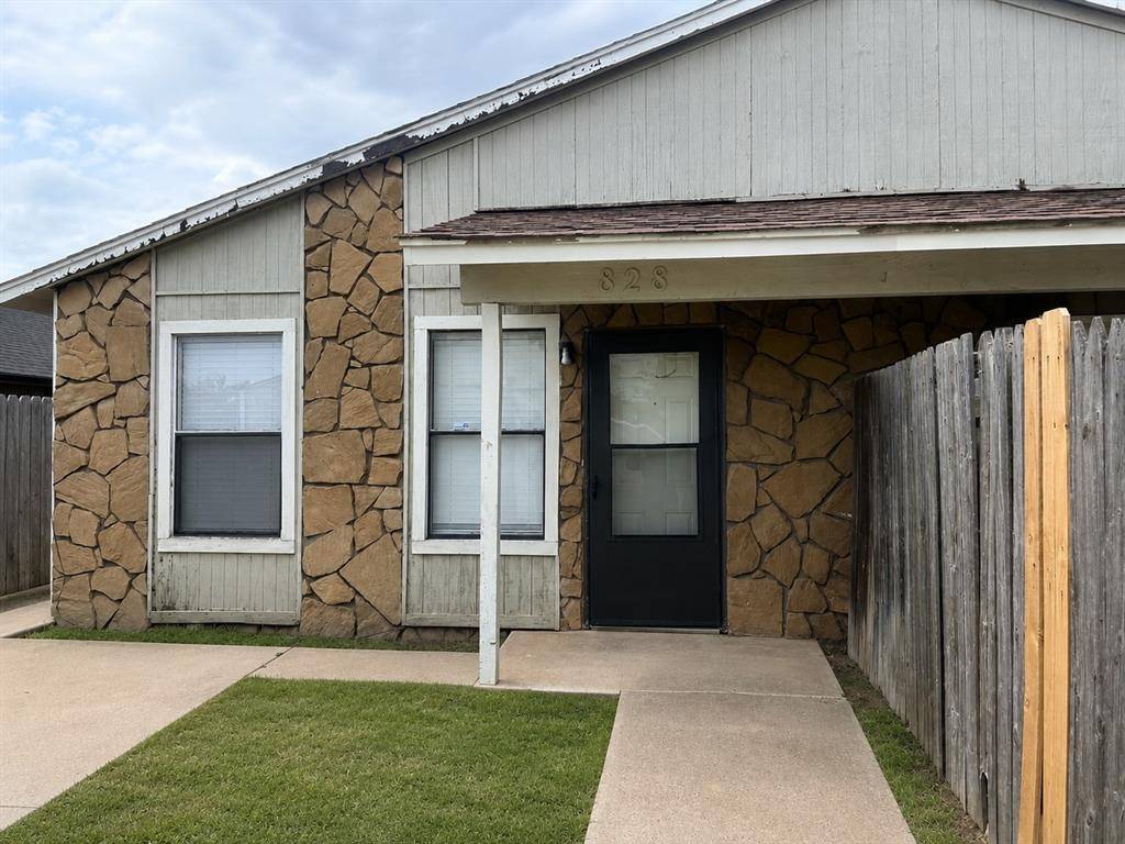 828 NW 113th ST, Oklahoma City, OK 73114