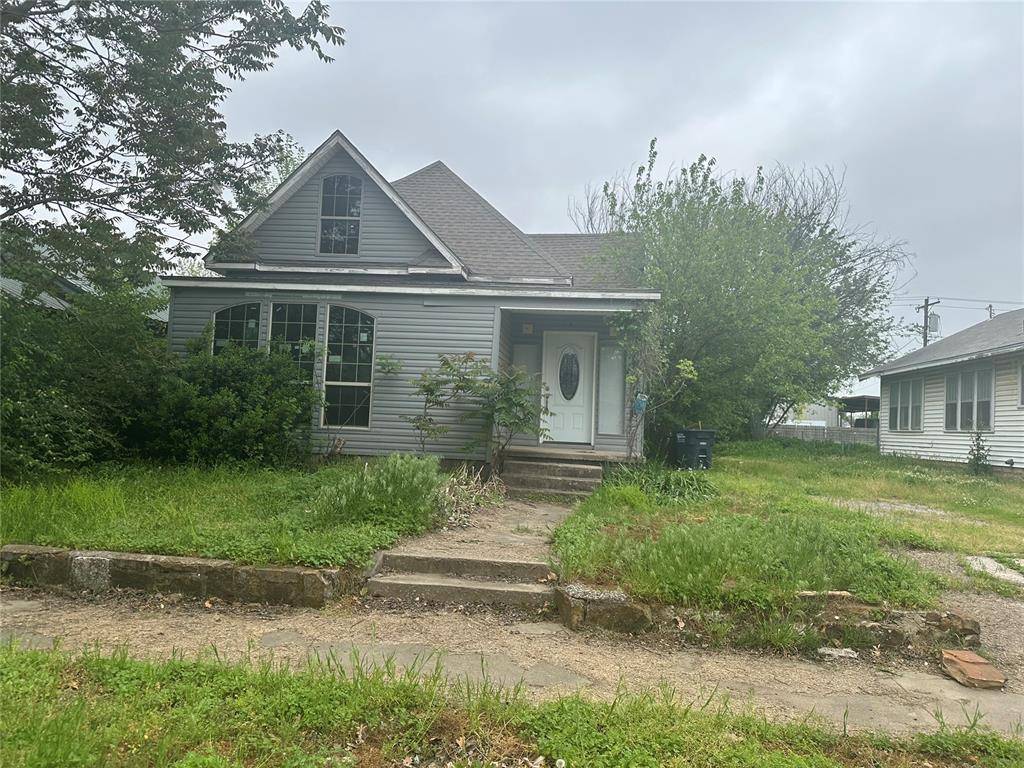 648 N Louisa AVE, Shawnee, OK 74801