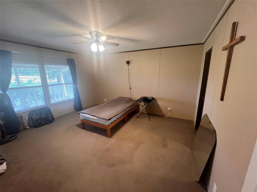8102 E 1545 RD, Calvin, OK 74868