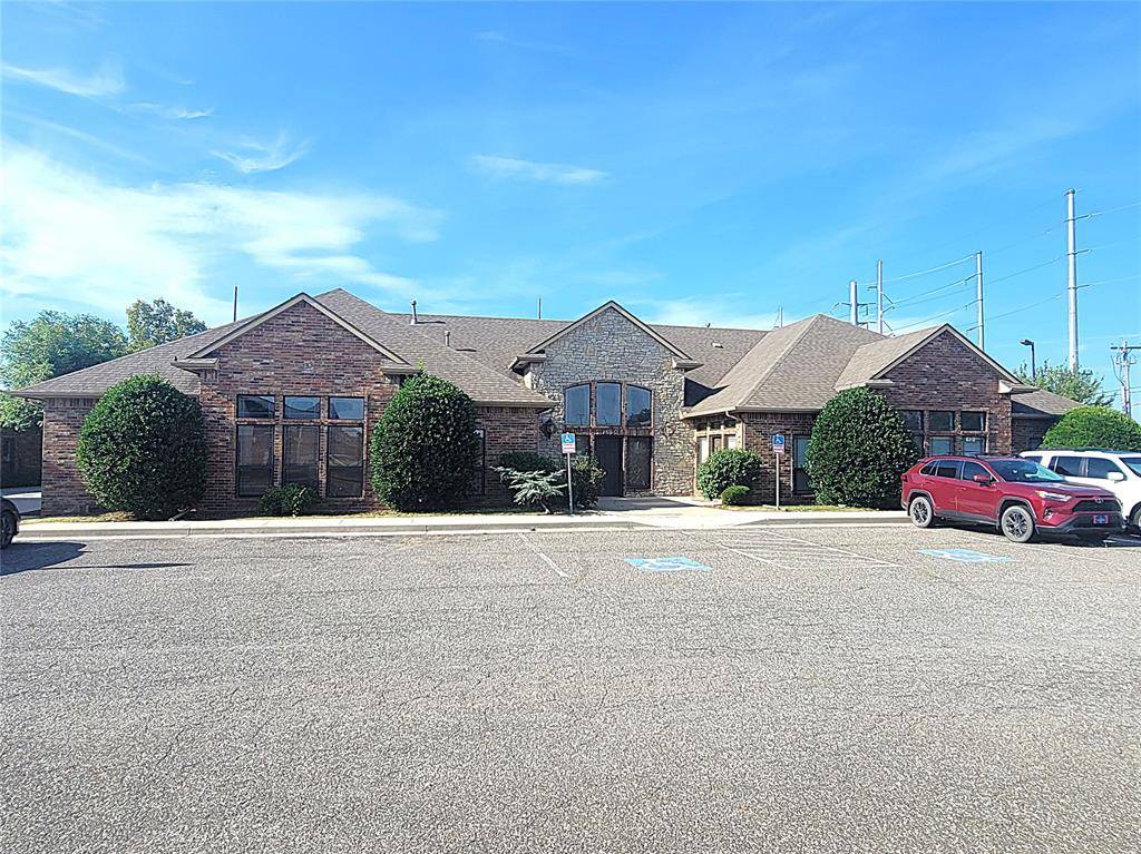 1630 SW 122nd ST, Oklahoma City, OK 73170