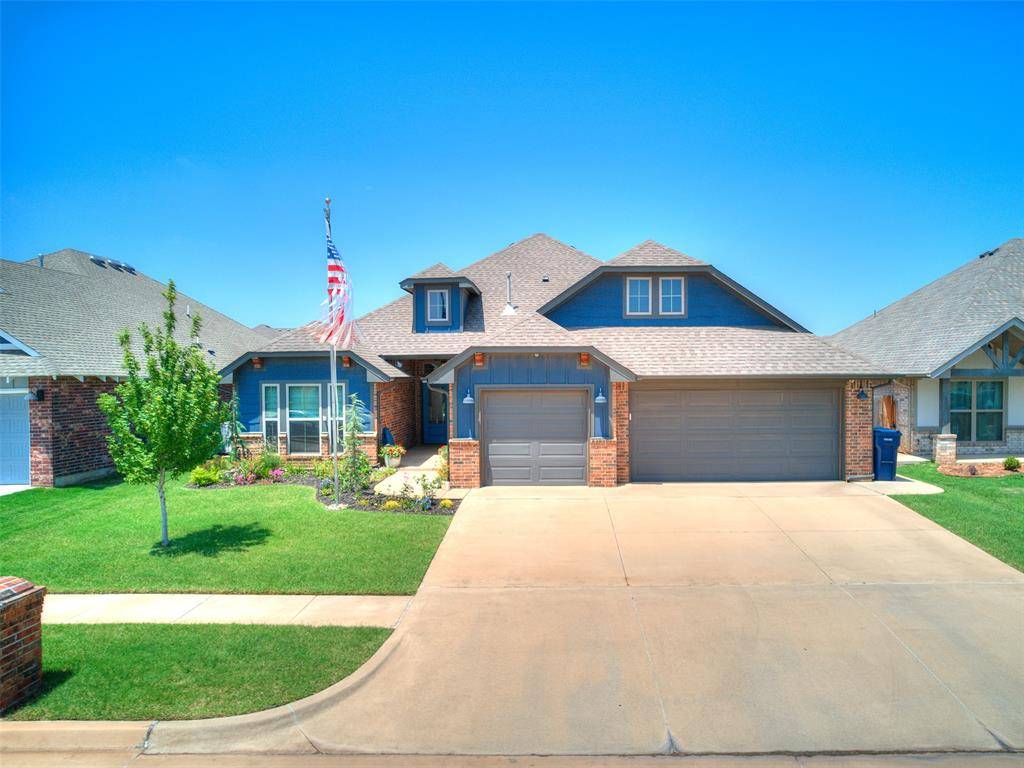 11809 Loren Brook LN, Yukon, OK 73099