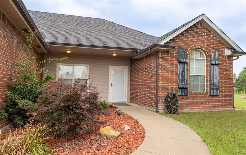 16167 N County Road 3208, Pauls Valley, OK 73075