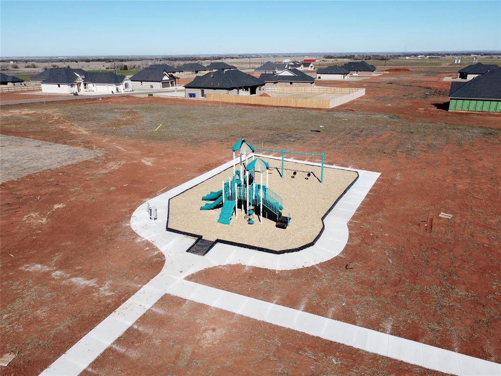 29216 Magnolia DR, Cashion, OK 73016