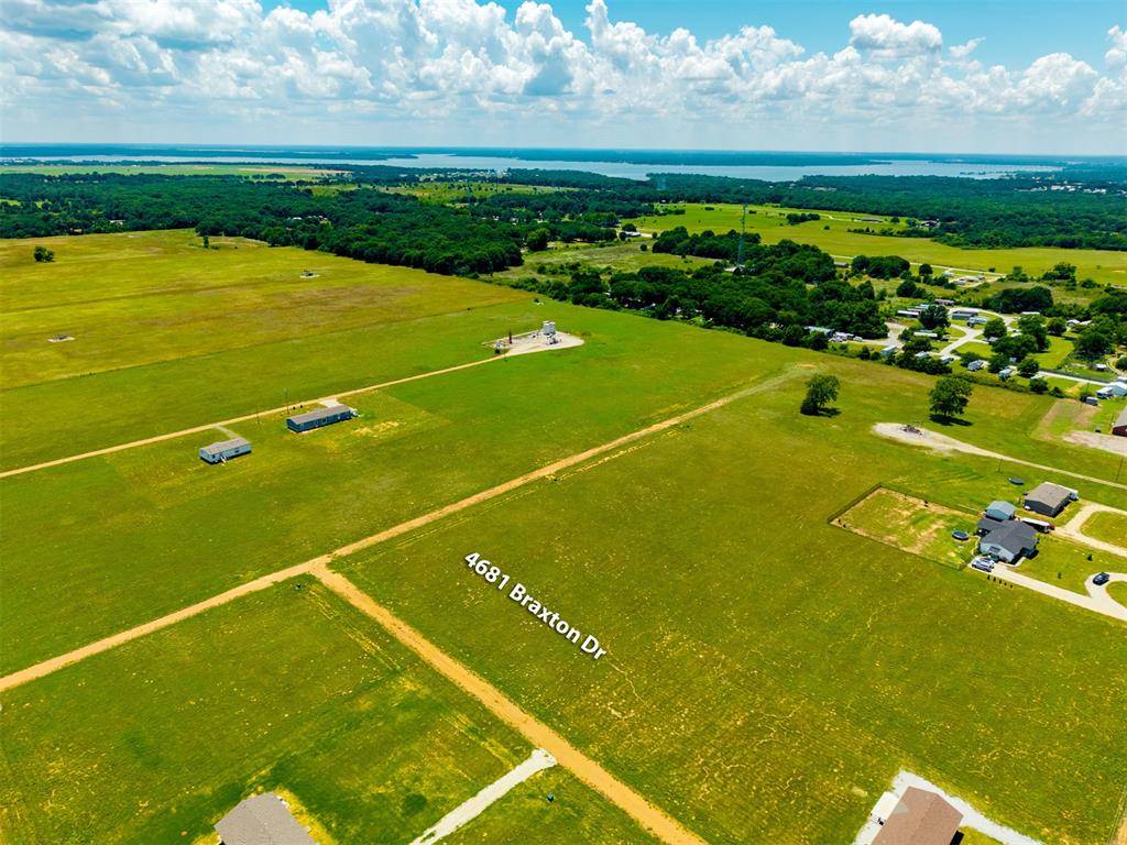 4681 Braxton DR, Kingston, OK 73439