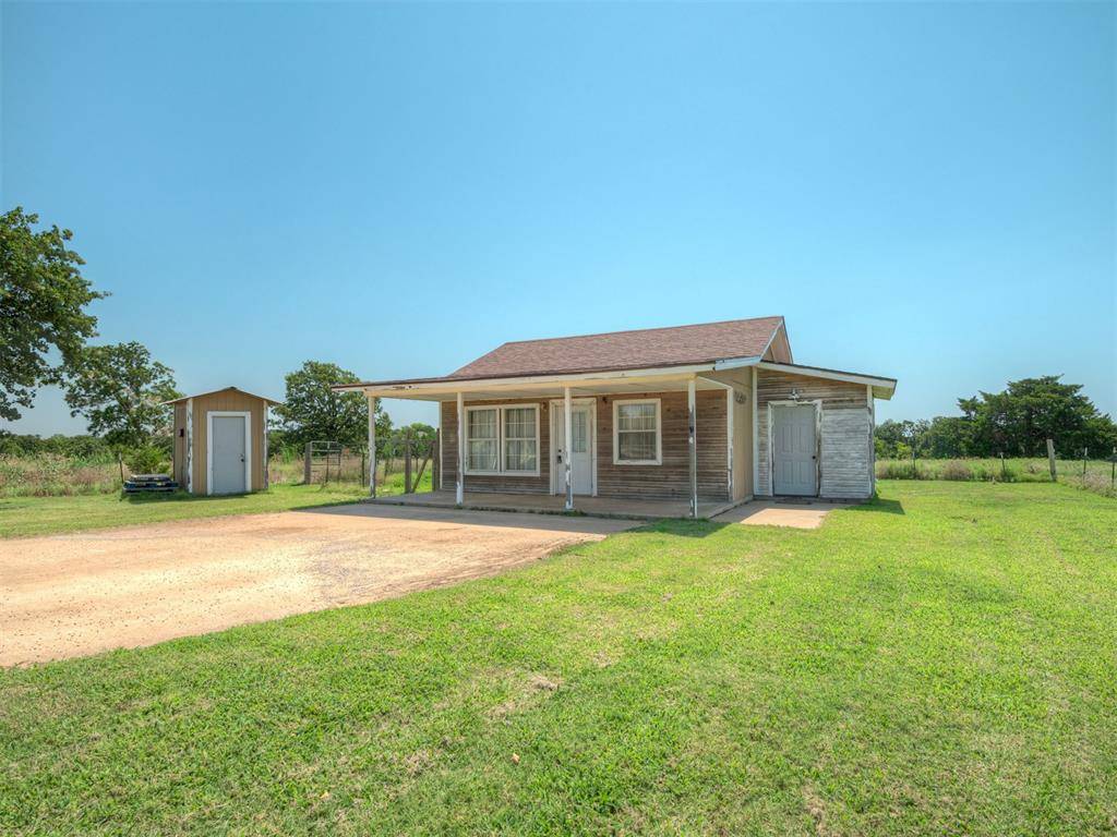 335827 E Winding RD, Mcloud, OK 74851