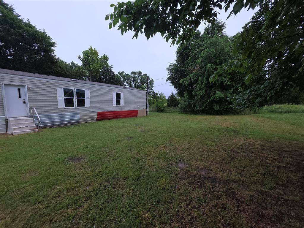 420 E Douglas ST, Earlsboro, OK 74840
