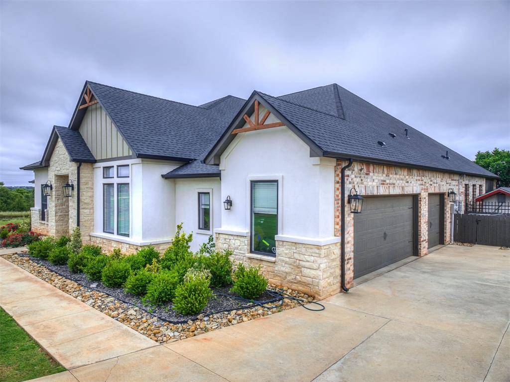 2271 Jackson LN, Blanchard, OK 73010