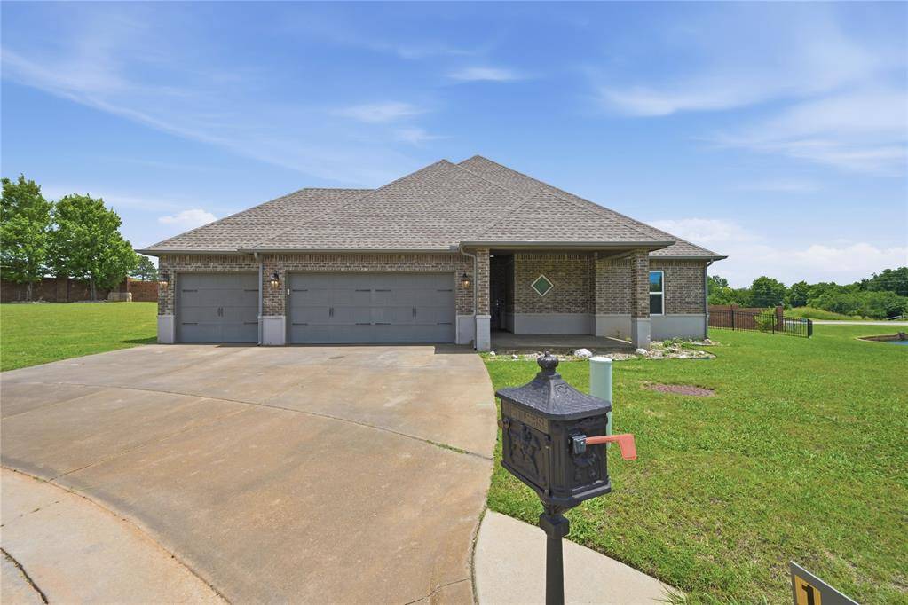 1405 Katelyn CT, Yukon, OK 73099