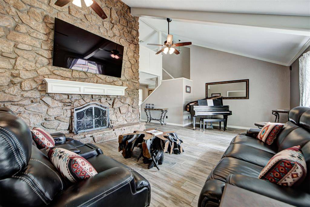 10500 McClain AVE, Yukon, OK 73099