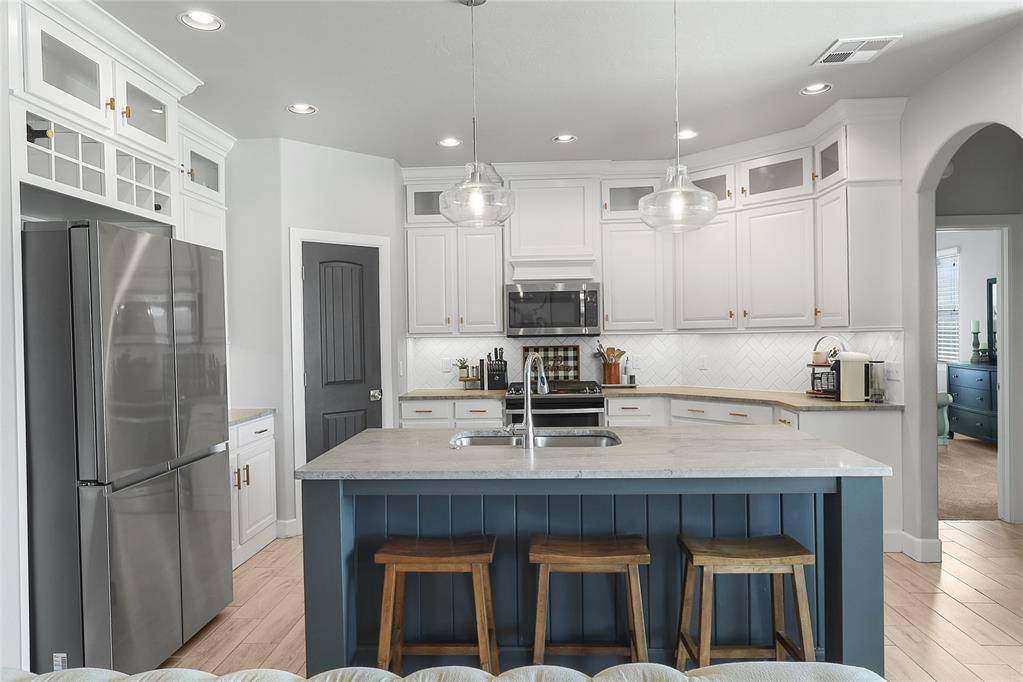 5604 St James PL, Oklahoma City, OK 73179