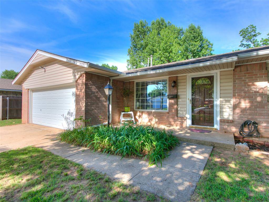 1527 Pecan AVE, Norman, OK 73072