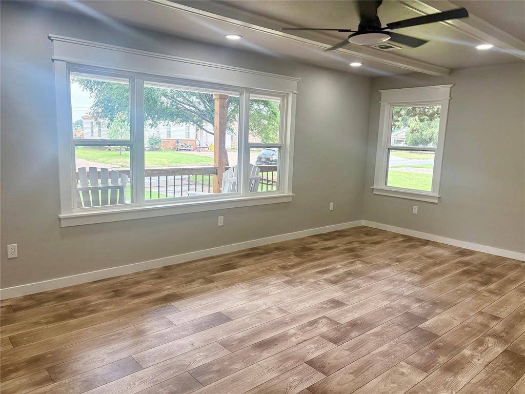 905 Hickory ST, Altus, OK 73521