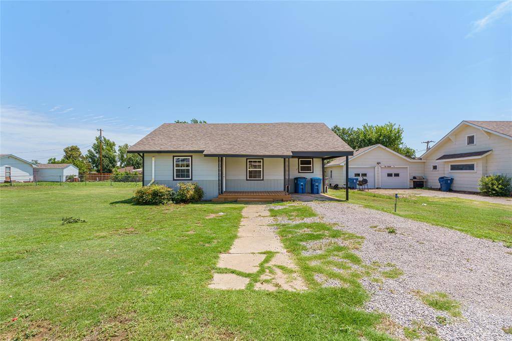 209 S Linwood ST, Cordell, OK 73632