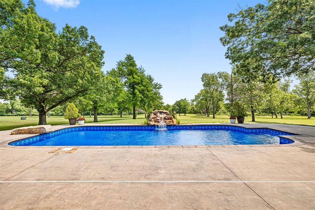 11900 Scenic Meadow RD, Oklahoma City, OK 73173