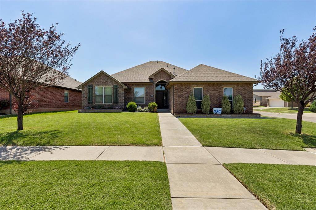 15925 Burkett CIR, Edmond, OK 73013
