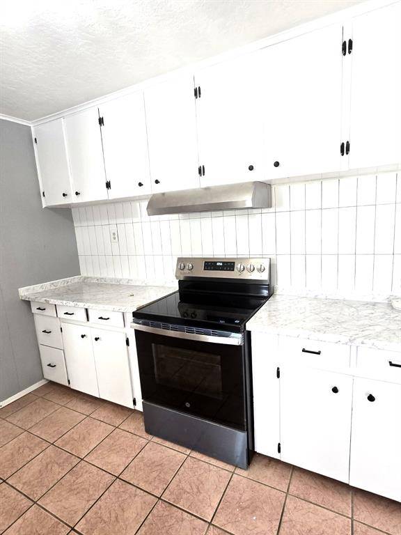 624 Navajoe RD, Altus, OK 73521