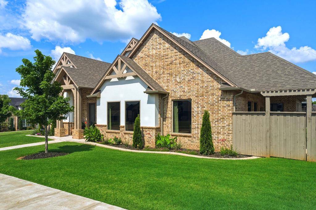 620 Timberbrook DR, Norman, OK 73069