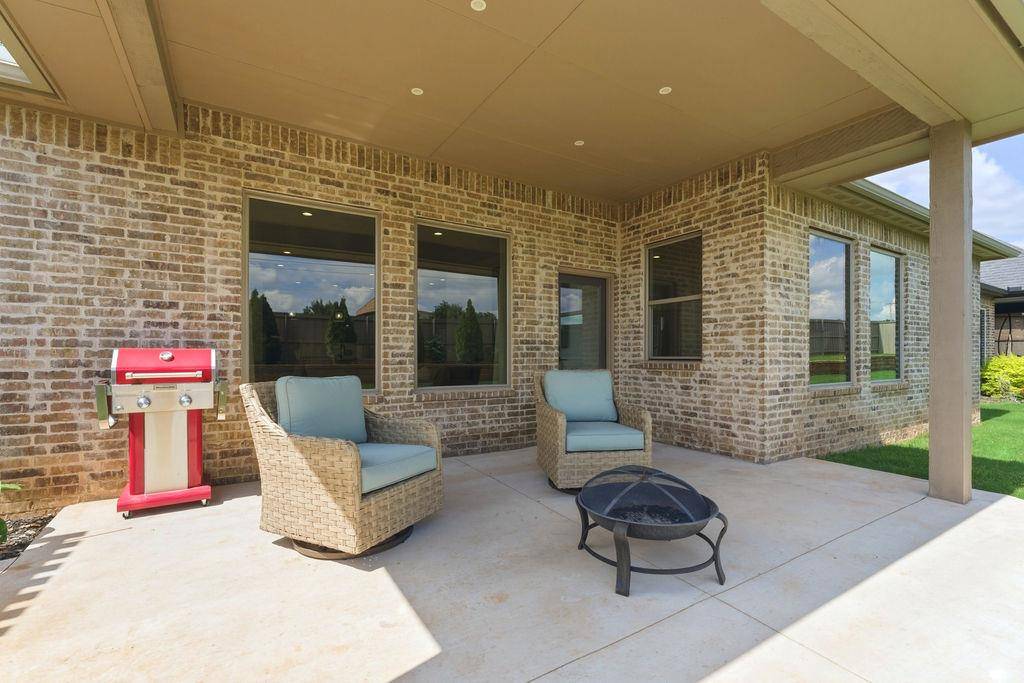 620 Timberbrook DR, Norman, OK 73069