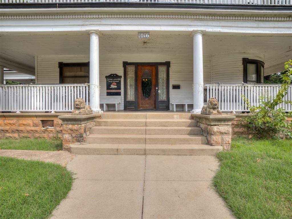 1016 W Warner AVE, Guthrie, OK 73044
