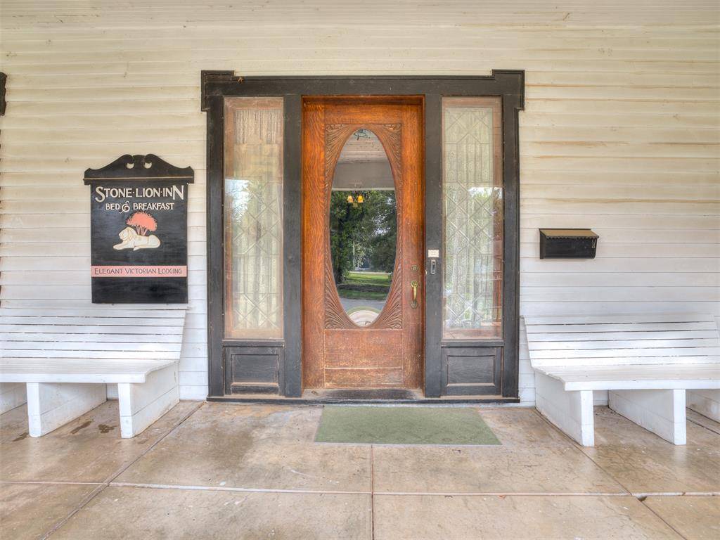 1016 W Warner AVE, Guthrie, OK 73044