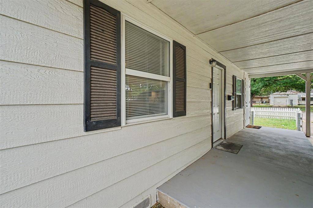 510 W 3rd ST, Hobart, OK 73651