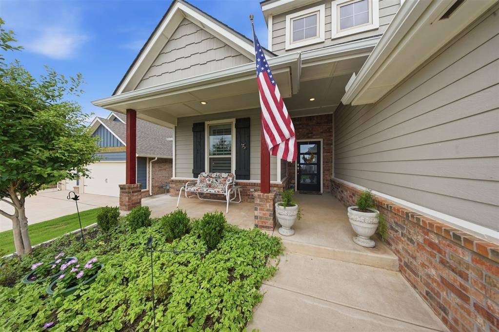 9208 NW 90th ST, Yukon, OK 73099